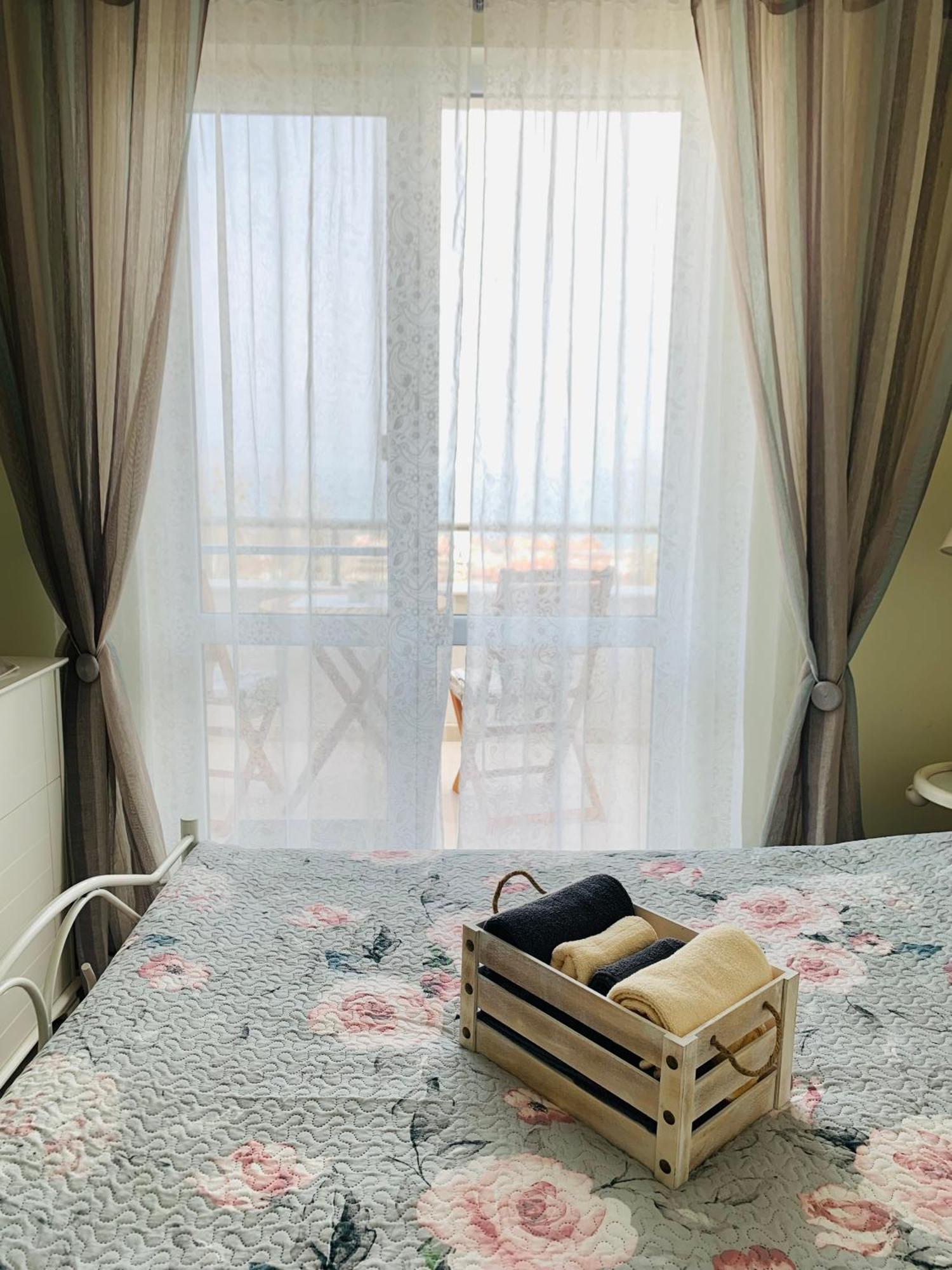 Kiwi Gardens Apartment Byala  Exterior photo